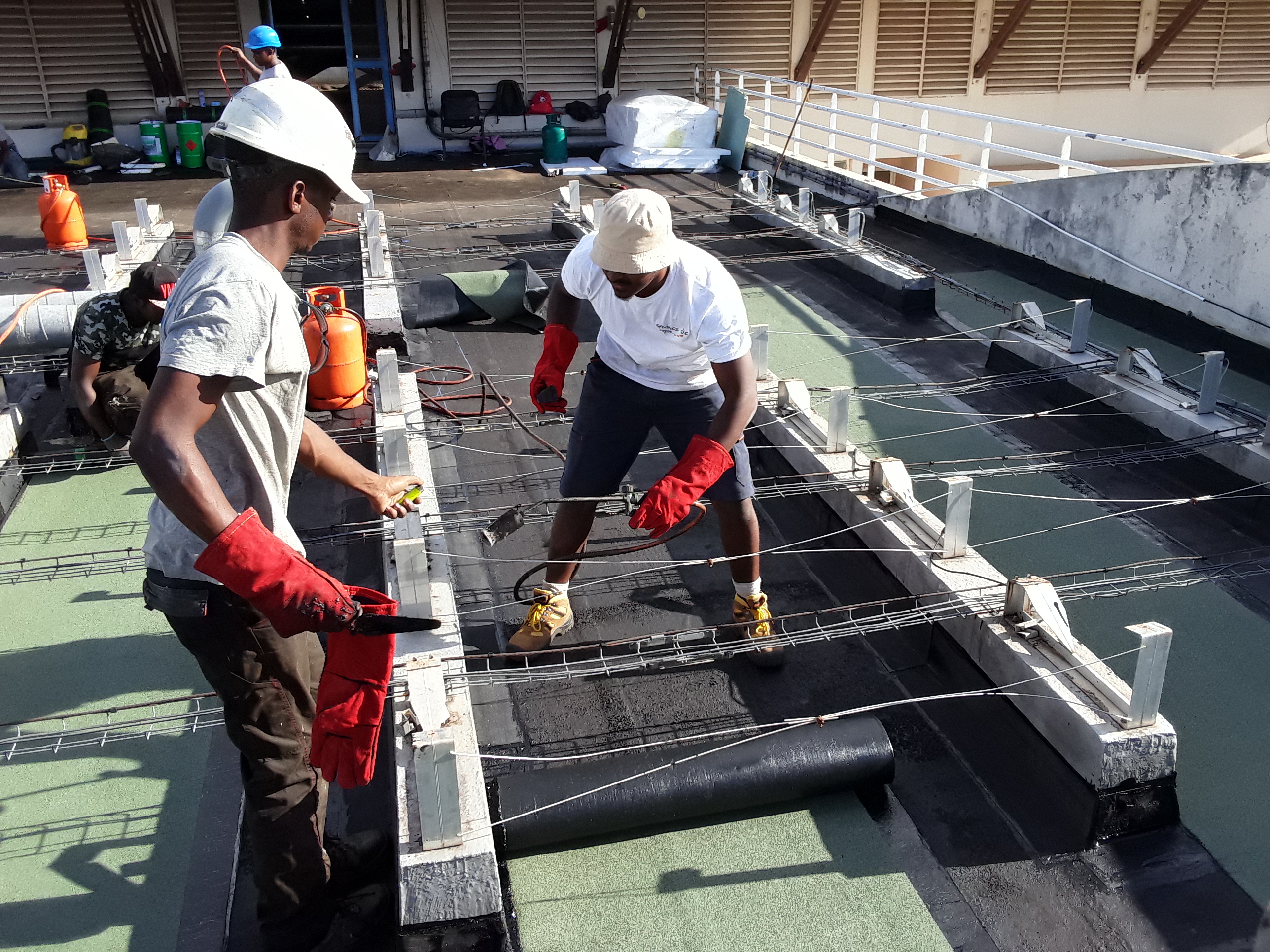 Etancheité Toiture Terrasse - Aji ne9raw btp-La formation Pro dans